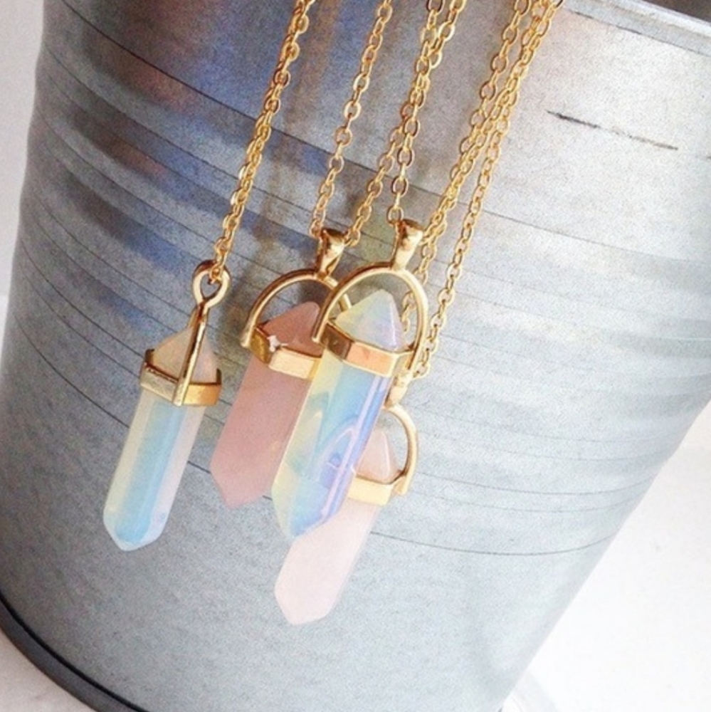 Hexagonal column quartz stone bullet necklace opal - Picture 2 of 3